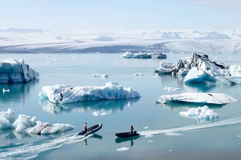 Glacier Lagoon by Rolf Gelpke ennsze