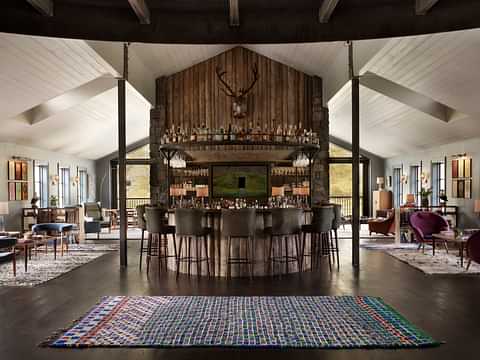 Deplar Farm Bar