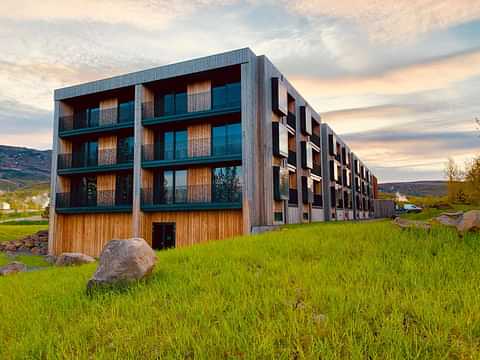 Hotel Geysir exterior summer time