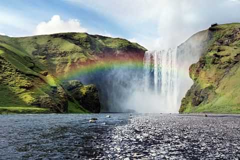 Skógafoss - Waterfall - Rainbow